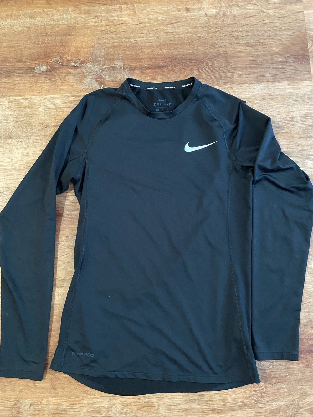 Men Nike Pro long sleeve